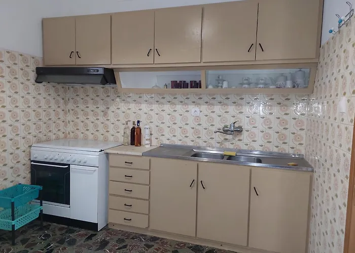 Astypalaia Peyki * Pera Gyalos